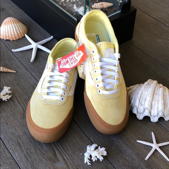 🌴🌼VANS- PALE BANANA🌼🌴 - Picture 2 of 8